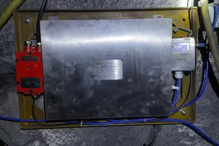 KXH24矿用本安型控制箱（箱体现场拍摄）